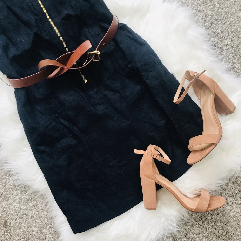 Michael Kors | Navy Linen Dress w/ Belt - Picture 2 of 8